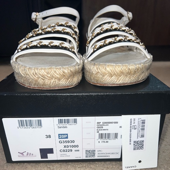 Authentic Chanel sandals - Picture 2 of 4